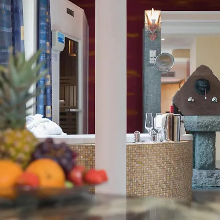 Penthouse Mit Whirlpool, Sauna, Dachterrasse Und Schwedenofen, Air-condition Altötting