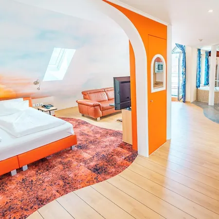 ホテル Penthouse Mit Whirlpool, Sauna, Dachterrasse Und Schwedenofen, Air-condition