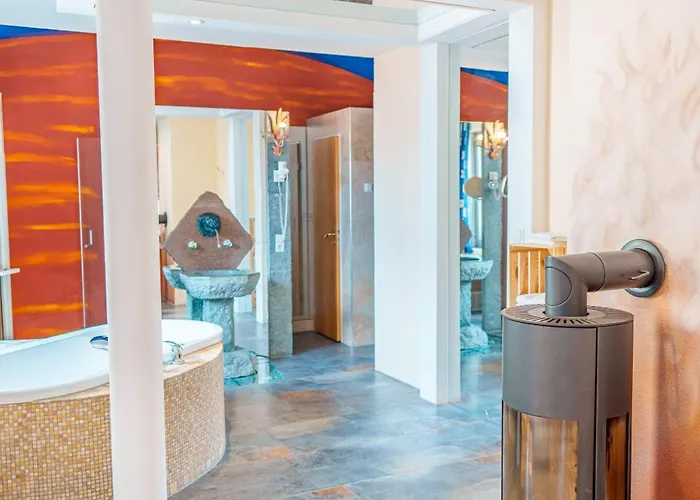 Penthouse Mit Whirlpool, Sauna, Dachterrasse Und Schwedenofen, Air-condition Altötting